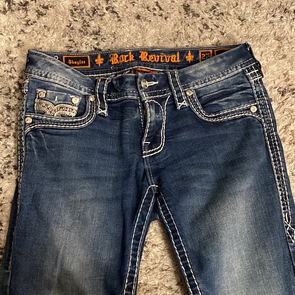 Rock Revival Jeans - Picture 5 of 10